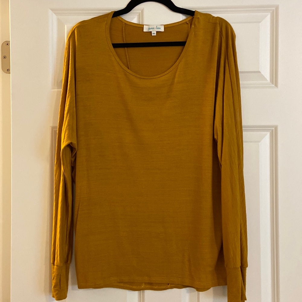 Mustard top